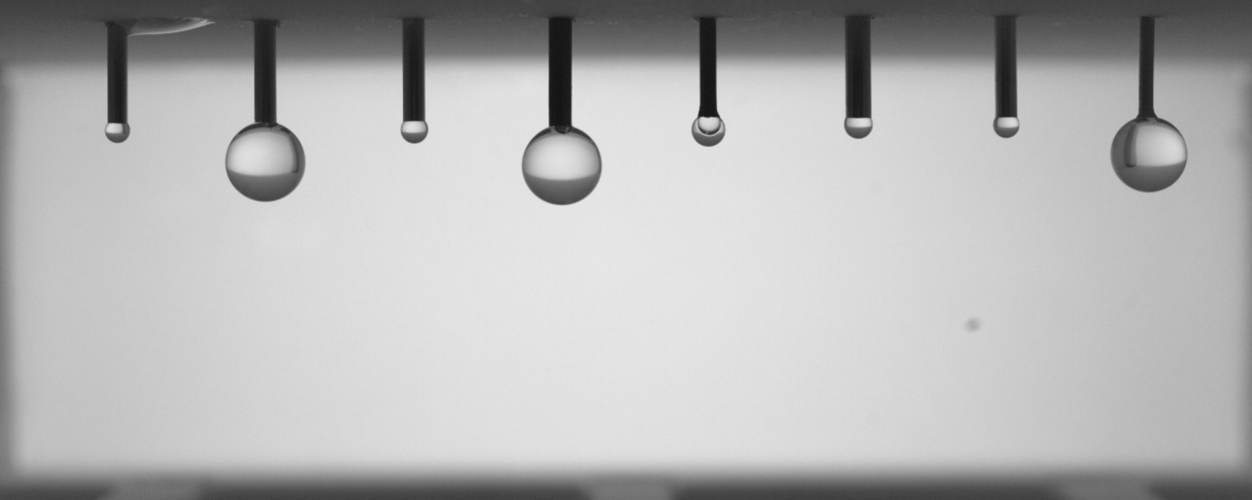 Droplets unite!